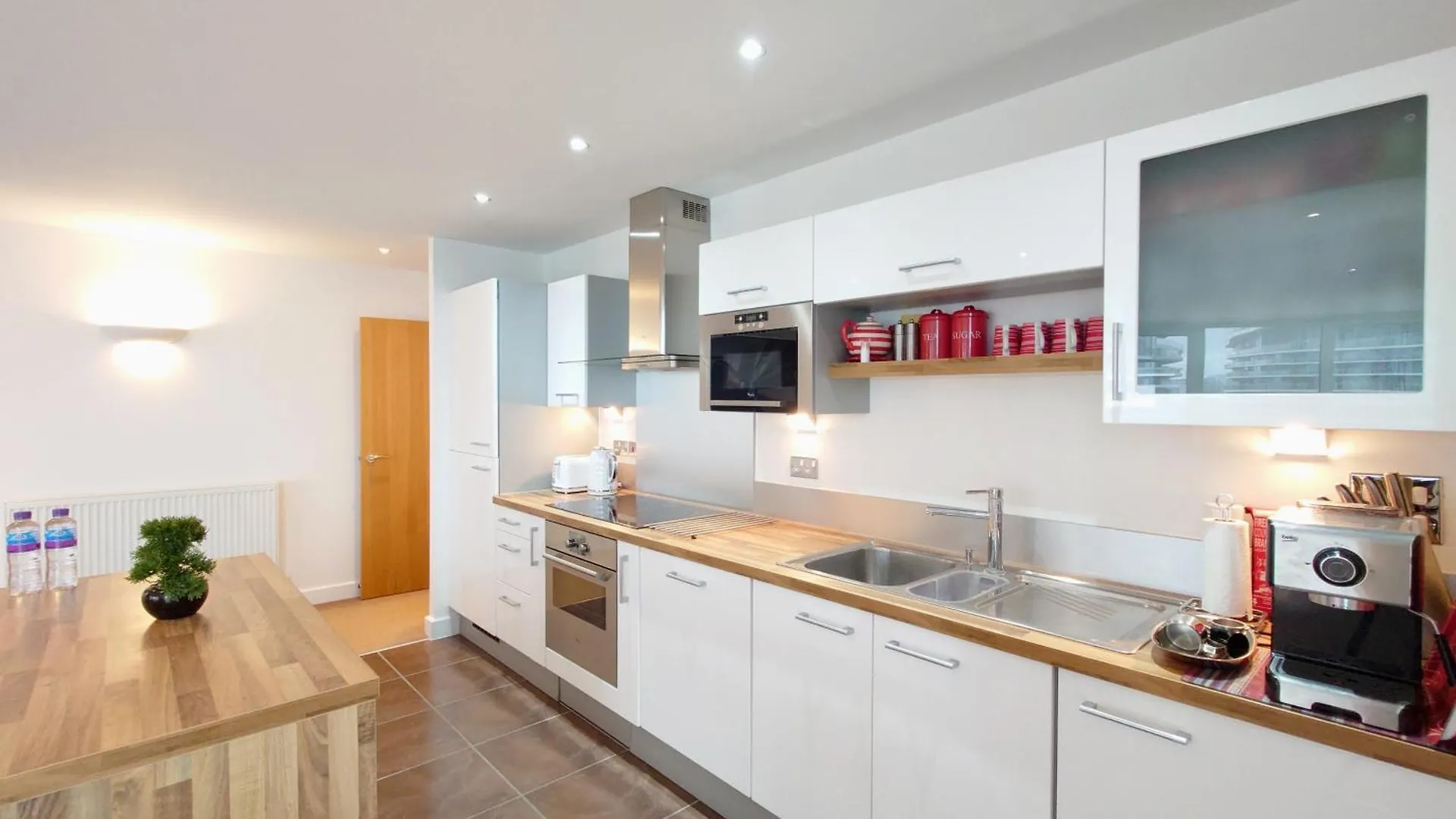 London Excel Stays - Three Bed Serviced Apartment